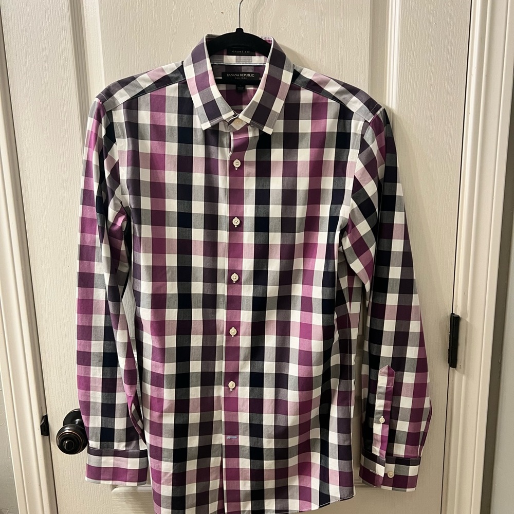 Banana Republic Men's Checkered Shirt - Purple, Black, and White.  Size S